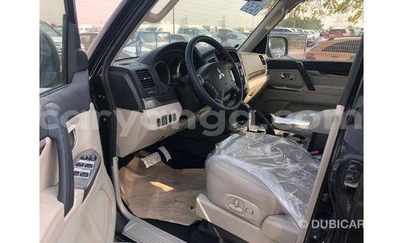 Nunua Imported Mitsubishi Pajero Black Gari ndani ya Import - Dubai nchini Malawi Nunua Imported Mitsubishi Pajero Black Gari ndani ya Import - Dubai nchini Malawi