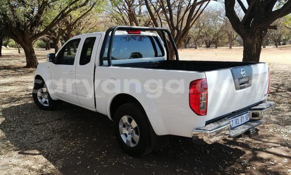 Buy Used Nissan Navara White Car in Chikwawa in Chikwawa Buy Used Nissan Navara White Car in Chikwawa in Chikwawa