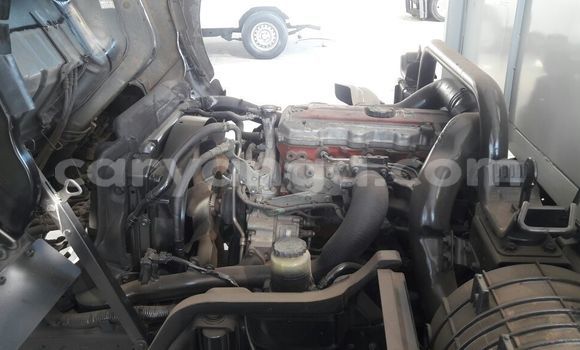 Nunua Ilio tumika Toyota Dyna White Lori ndani ya Dedza nchini Dedza Nunua Ilio tumika Toyota Dyna White Lori ndani ya Dedza nchini Dedza