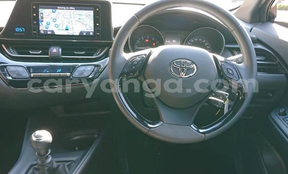 Nunua Ilio tumika Toyota C-HR White Gari ndani ya Blantyre nchini Malawi Nunua Ilio tumika Toyota C-HR White Gari ndani ya Blantyre nchini Malawi