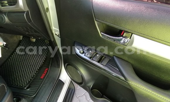 Nunua Ilio tumika Toyota Hilux Silver Gari ndani ya Dedza nchini Dedza Nunua Ilio tumika Toyota Hilux Silver Gari ndani ya Dedza nchini Dedza