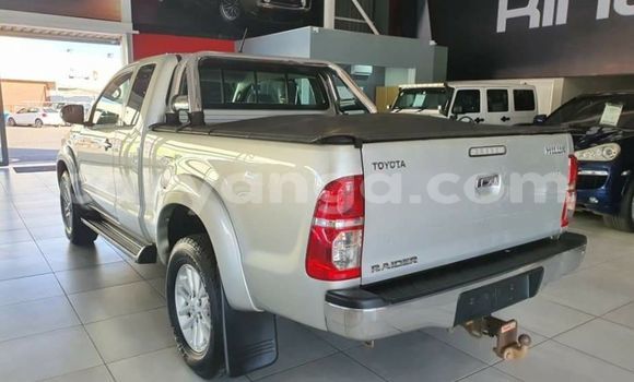 Nunua Ilio tumika Toyota Hilux Silver Gari ndani ya Import - Dubai nchini Malawi Nunua Ilio tumika Toyota Hilux Silver Gari ndani ya Import - Dubai nchini Malawi