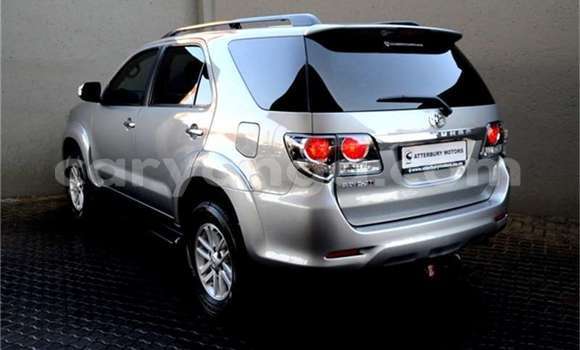 Buy Used Toyota Fortuner Silver Car in Blantyre in Malawi Buy Used Toyota Fortuner Silver Car in Blantyre in Malawi