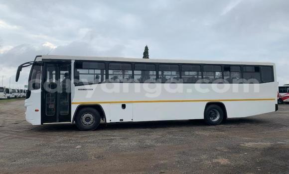 Nunua Ilio tumika Man Silent White Lori ndani ya Dedza nchini Dedza Nunua Ilio tumika Man Silent White Lori ndani ya Dedza nchini Dedza