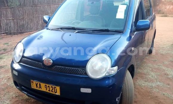 Acheter Occasion Voiture Toyota Sienta Bleu à Blantyre, Malawi Acheter Occasion Voiture Toyota Sienta Bleu à Blantyre, Malawi