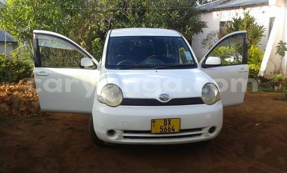Nunua Ilio tumika Toyota Sienta White Gari ndani ya Blantyre nchini Malawi Nunua Ilio tumika Toyota Sienta White Gari ndani ya Blantyre nchini Malawi