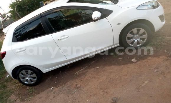 Nunua Ilio tumika Mazda Demio White Gari ndani ya Blantyre nchini Malawi Nunua Ilio tumika Mazda Demio White Gari ndani ya Blantyre nchini Malawi