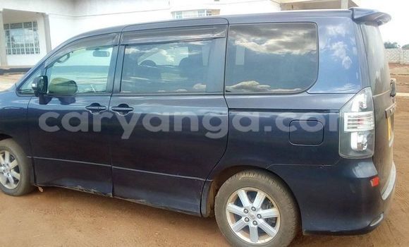 Nunua Ilio tumika Toyota Voxy Blue Gari ndani ya Blantyre nchini Malawi Nunua Ilio tumika Toyota Voxy Blue Gari ndani ya Blantyre nchini Malawi