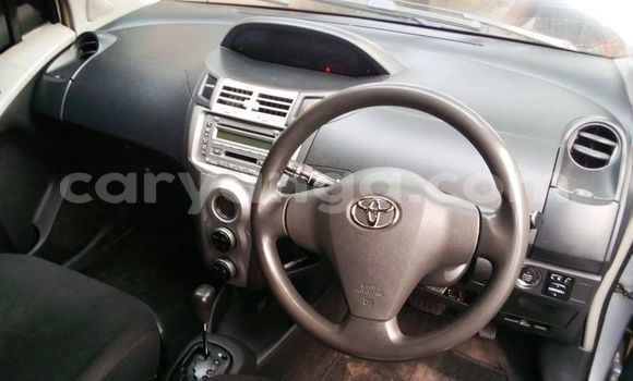 Nunua Ilio tumika Toyota Vitz Silver Gari ndani ya Blantyre nchini Malawi Nunua Ilio tumika Toyota Vitz Silver Gari ndani ya Blantyre nchini Malawi