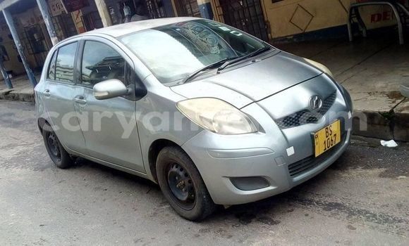 Nunua Ilio tumika Toyota Vitz Silver Gari ndani ya Blantyre nchini Malawi Nunua Ilio tumika Toyota Vitz Silver Gari ndani ya Blantyre nchini Malawi