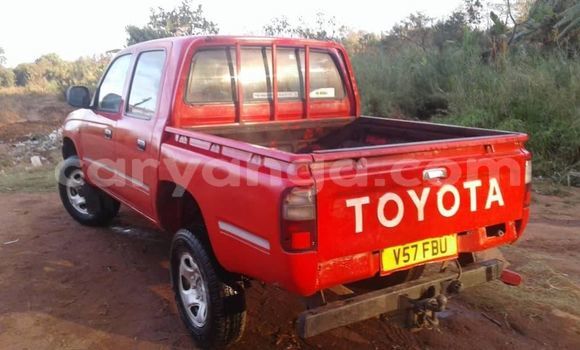 Nunua Ilio tumika Toyota Hilux Red Gari ndani ya Blantyre nchini Malawi Nunua Ilio tumika Toyota Hilux Red Gari ndani ya Blantyre nchini Malawi
