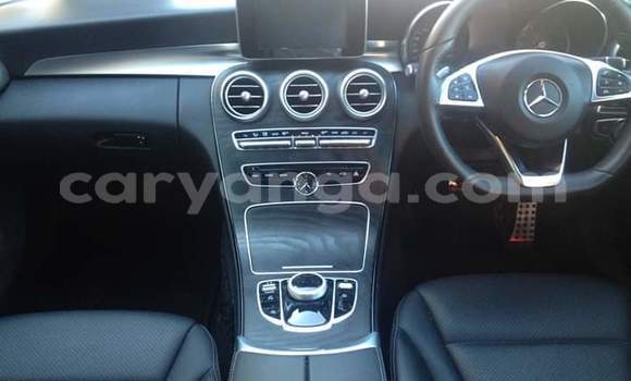Nunua Ilio tumika Mercedes‒Benz C–Class Silver Gari ndani ya Dedza nchini Dedza Nunua Ilio tumika Mercedes‒Benz C–Class Silver Gari ndani ya Dedza nchini Dedza