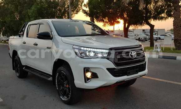 Nunua Ilio tumika Toyota Hilux White Gari ndani ya Dedza nchini Dedza Nunua Ilio tumika Toyota Hilux White Gari ndani ya Dedza nchini Dedza