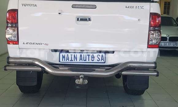 Buy Used Toyota Hilux White Car in Balaka in Balaka Buy Used Toyota Hilux White Car in Balaka in Balaka