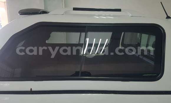 Buy Used Toyota Hilux White Car in Balaka in Balaka Buy Used Toyota Hilux White Car in Balaka in Balaka