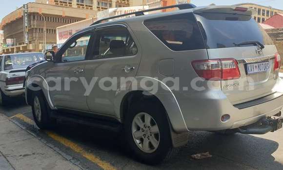 Buy Used Toyota Fortuner Silver Car in Blantyre in Malawi Buy Used Toyota Fortuner Silver Car in Blantyre in Malawi