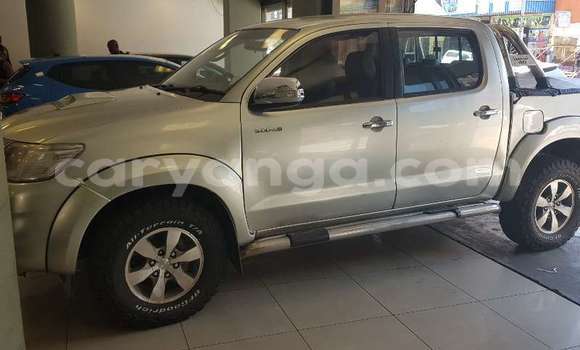 Buy Used Toyota Hilux Silver Car in Balaka in Balaka Buy Used Toyota Hilux Silver Car in Balaka in Balaka