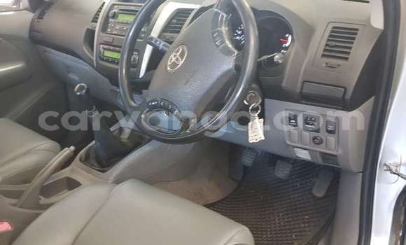 Buy Used Toyota Hilux Silver Car in Balaka in Balaka Buy Used Toyota Hilux Silver Car in Balaka in Balaka