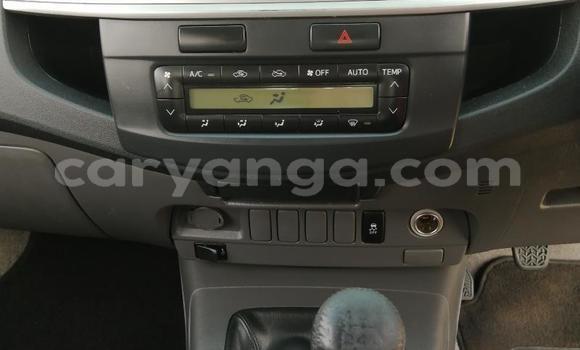 Nunua Ilio tumika Toyota Hilux White Gari ndani ya Blantyre nchini Malawi Nunua Ilio tumika Toyota Hilux White Gari ndani ya Blantyre nchini Malawi