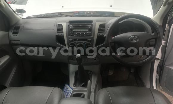 Buy Used Toyota Hilux White Car in Balaka in Balaka Buy Used Toyota Hilux White Car in Balaka in Balaka