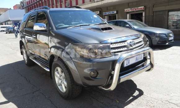 Buy Used Toyota Fortuner Silver Car in Balaka in Balaka Buy Used Toyota Fortuner Silver Car in Balaka in Balaka