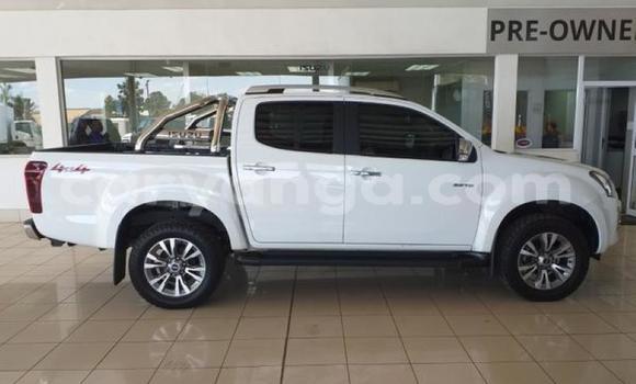 Nunua Ilio tumika Isuzu D–MAX White Gari ndani ya Blantyre nchini Malawi Nunua Ilio tumika Isuzu D–MAX White Gari ndani ya Blantyre nchini Malawi