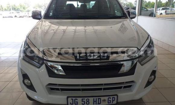 Nunua Ilio tumika Isuzu D–MAX White Gari ndani ya Blantyre nchini Malawi Nunua Ilio tumika Isuzu D–MAX White Gari ndani ya Blantyre nchini Malawi