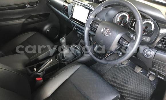 Nunua Ilio tumika Toyota Hilux Blue Gari ndani ya Blantyre nchini Malawi Nunua Ilio tumika Toyota Hilux Blue Gari ndani ya Blantyre nchini Malawi