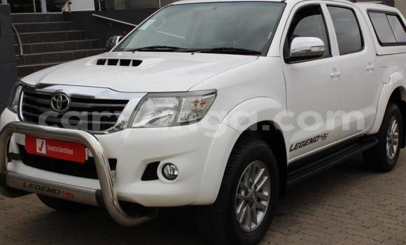 Nunua Ilio tumika Toyota Hilux White Gari ndani ya Blantyre nchini Malawi Nunua Ilio tumika Toyota Hilux White Gari ndani ya Blantyre nchini Malawi