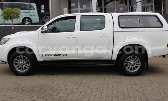 Nunua Ilio tumika Toyota Hilux White Gari ndani ya Blantyre nchini Malawi Nunua Ilio tumika Toyota Hilux White Gari ndani ya Blantyre nchini Malawi