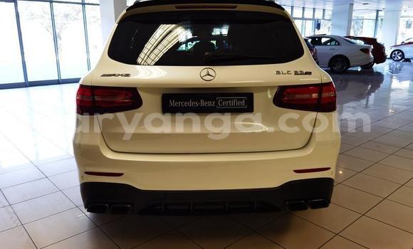 Nunua Ilio tumika Mercedes‒Benz AMG GLC Coupe White Gari ndani ya Blantyre nchini Malawi Nunua Ilio tumika Mercedes‒Benz AMG GLC Coupe White Gari ndani ya Blantyre nchini Malawi