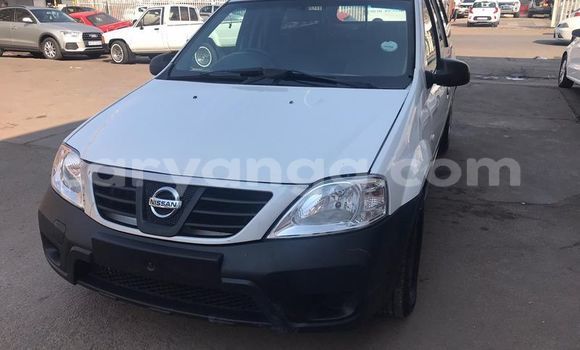 Buy Used Nissan NP 300 White Car in Blantyre in Malawi Buy Used Nissan NP 300 White Car in Blantyre in Malawi