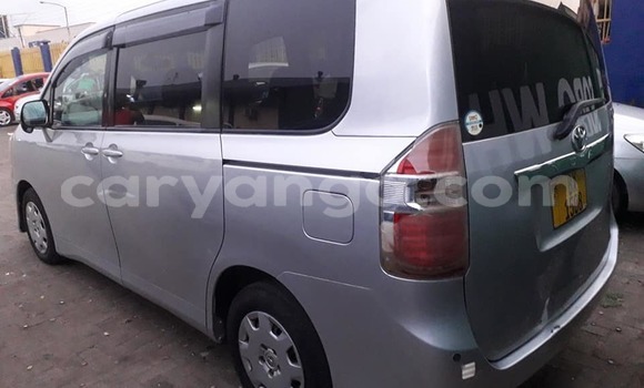 Buy Used Toyota Noah Silver Car in Blantyre in Malawi Buy Used Toyota Noah Silver Car in Blantyre in Malawi