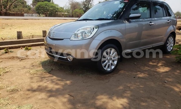Nunua Ilio tumika Mazda Verisa Silver Gari ndani ya Blantyre nchini Malawi Nunua Ilio tumika Mazda Verisa Silver Gari ndani ya Blantyre nchini Malawi