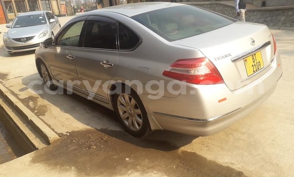 Nunua Ilio tumika Nissan Teana Silver Gari ndani ya Blantyre nchini Malawi Nunua Ilio tumika Nissan Teana Silver Gari ndani ya Blantyre nchini Malawi