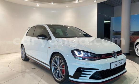 Nunua Ilio tumika Volkswagen Golf GTI White Gari ndani ya Blantyre nchini Malawi Nunua Ilio tumika Volkswagen Golf GTI White Gari ndani ya Blantyre nchini Malawi