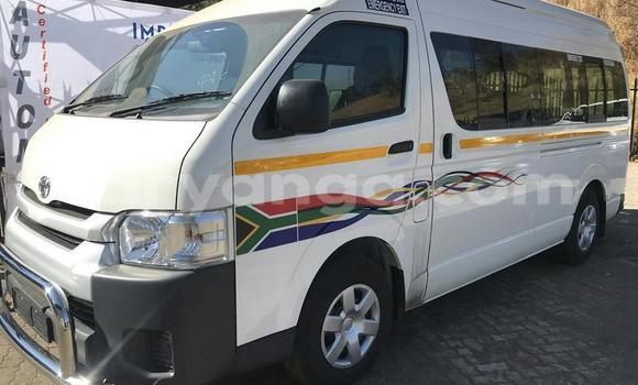 Nunua Ilio tumika Toyota Fortuner White Gari ndani ya Blantyre nchini Malawi Nunua Ilio tumika Toyota Fortuner White Gari ndani ya Blantyre nchini Malawi