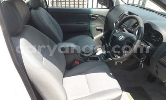 Buy Used Toyota Hilux White Car in Blantyre in Malawi Buy Used Toyota Hilux White Car in Blantyre in Malawi