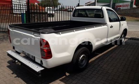 Buy Used Toyota Hilux White Car in Blantyre in Malawi Buy Used Toyota Hilux White Car in Blantyre in Malawi