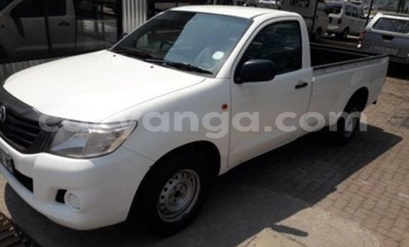 Buy Used Toyota Hilux White Car in Blantyre in Malawi Buy Used Toyota Hilux White Car in Blantyre in Malawi